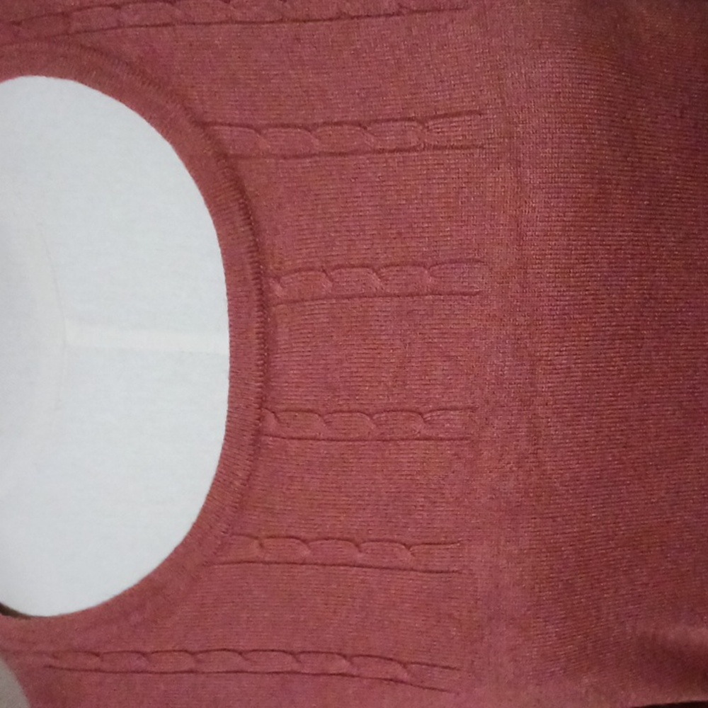 LETY&Me- Rusty Long Sleeve Top - Picture 3 of 14